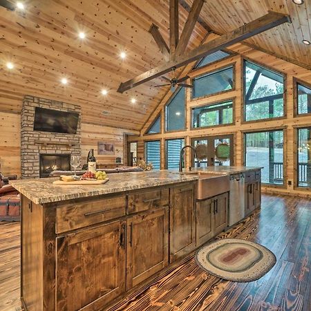 Broken Bow Cabin Deck With Hot Tub And Pool Table! Buitenkant foto