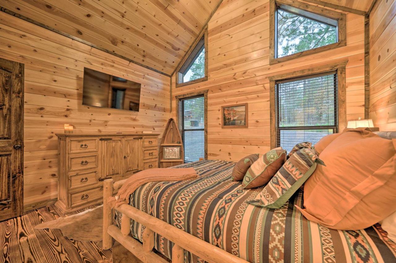 Broken Bow Cabin Deck With Hot Tub And Pool Table! Buitenkant foto