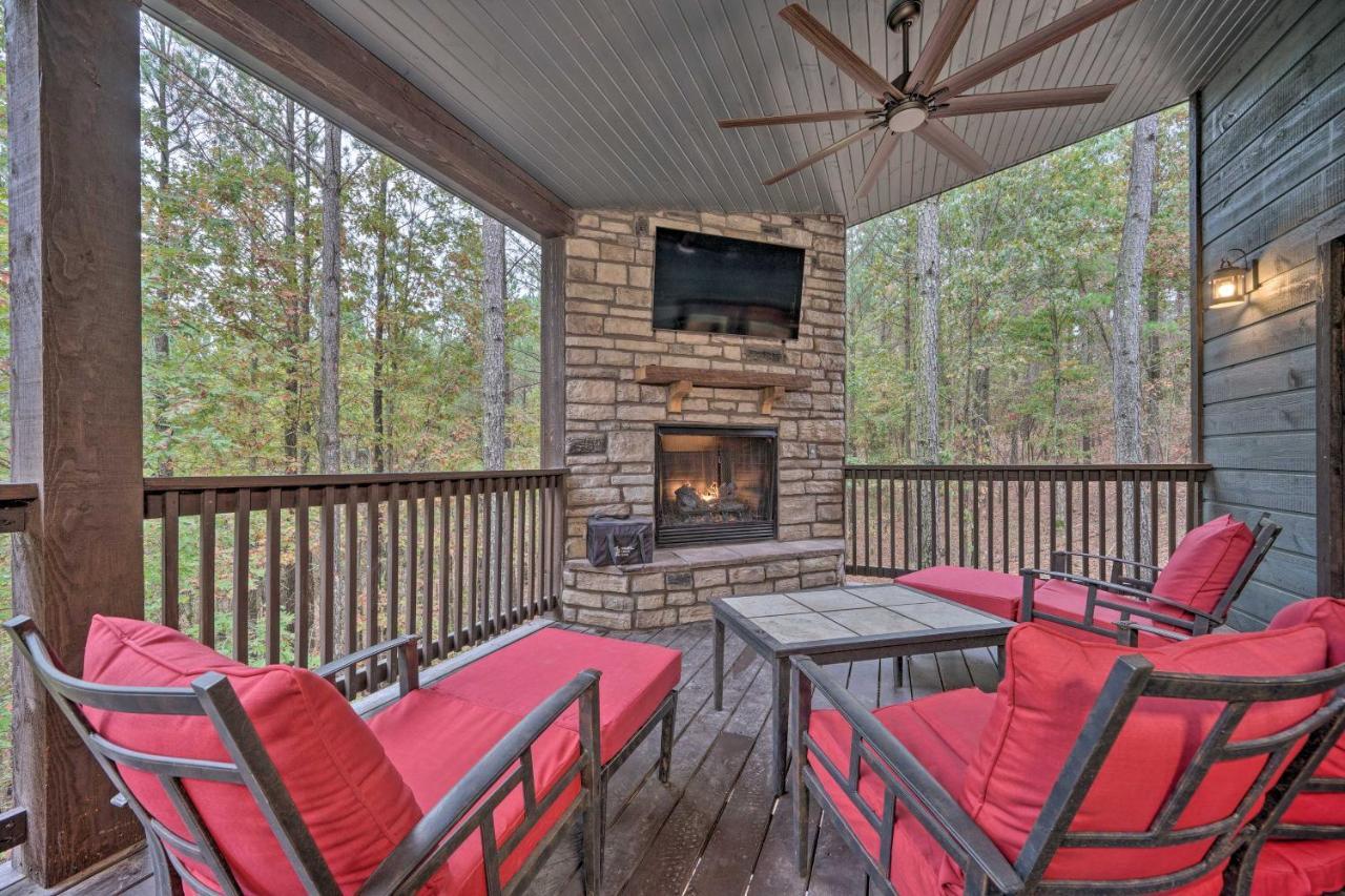 Broken Bow Cabin Deck With Hot Tub And Pool Table! Buitenkant foto
