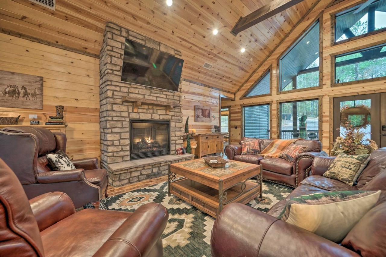 Broken Bow Cabin Deck With Hot Tub And Pool Table! Buitenkant foto