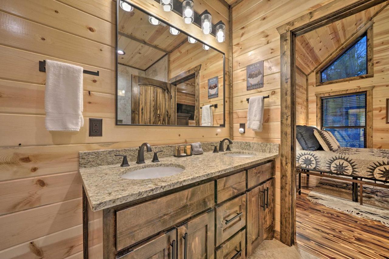 Broken Bow Cabin Deck With Hot Tub And Pool Table! Buitenkant foto